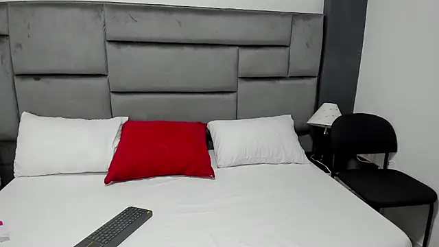 CatleyaSmith online show from 11, 1, 2026