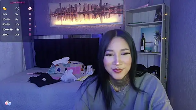 lyam ebony  online show from 5, 11, 2025