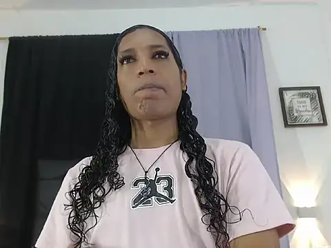 MiaCoock online show from 10, 11, 2025