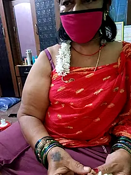 Snapshot of savithasree chatting on 4, 11, 2025 savithasree online show from 4, 11, 2025