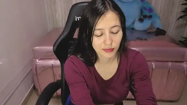 scarlett percy t online show from 13, 2, 2026