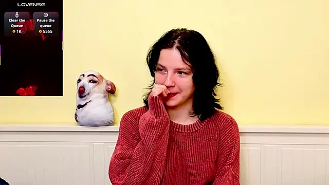 LatinaHuguenin online show from 9, 1, 2026