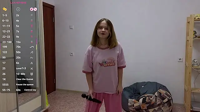 AlissaGerardo online show from 22, 2, 2026