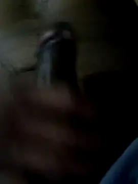 Alvaroz1992 online show from 18, 4, 2026