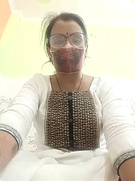 Snapshot of sanjana077 chatting on 7, 11, 2025 sanjana077 online show from 7, 11, 2025