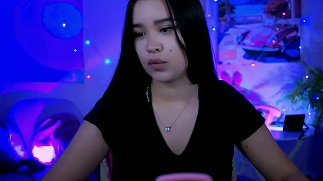 AnnaGarcias  online show from 14, 11, 2025