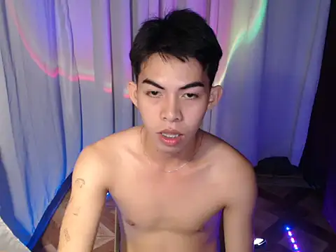 Urhotsilverboy online show from 6, 4, 2026