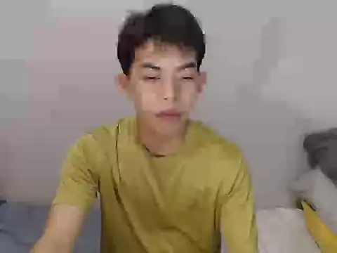 Urhotsilverboy online show from 22, 7, 2026