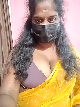 Keerthee  online show from 11, 11, 2025