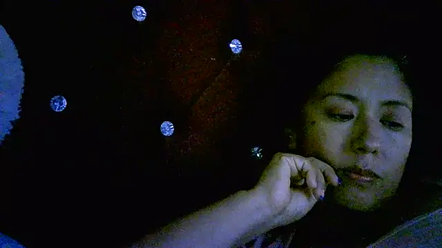 Zulreyna online show from 28, 4, 2026