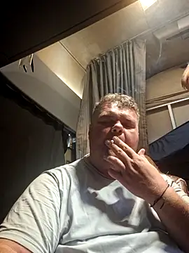 Snapshot of Grase44 chatting on 6, 11, 2025 Grase44 online show from 6, 11, 2025