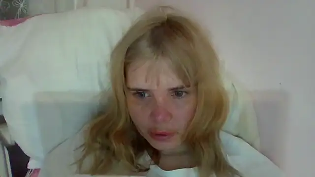 Snapshot of HornyElena chatting on 31, 1, 2026 HornyElena online show from 31, 1, 2026