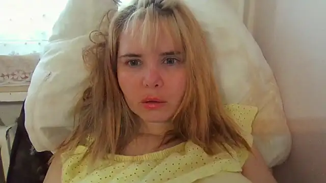 Snapshot of HornyElena chatting on 14, 2, 2026 HornyElena online show from 14, 2, 2026