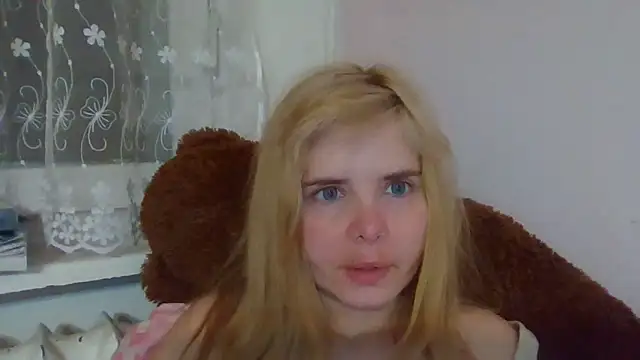 Snapshot of HornyElena chatting on 28, 2, 2026 HornyElena online show from 28, 2, 2026