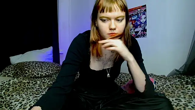 Snapshot of resperedonny chatting on 8, 11, 2025 resperedonny online show from 8, 11, 2025