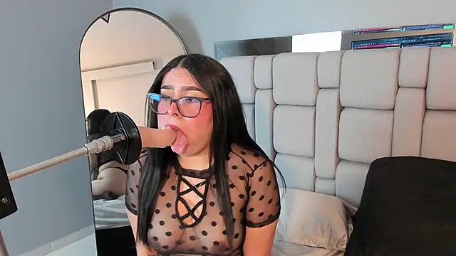 Amy whittee online show from 16, 12, 2025