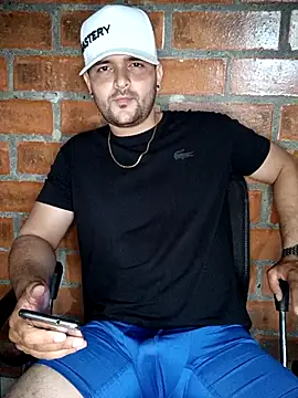 Snapshot of miguelitoo1999 chatting on 9, 11, 2025 miguelitoo1999 online show from 9, 11, 2025