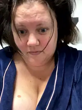 RealWoman84 online show from 18, 11, 2025