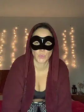 massagistahotbrunette online show from 7, 2, 2026