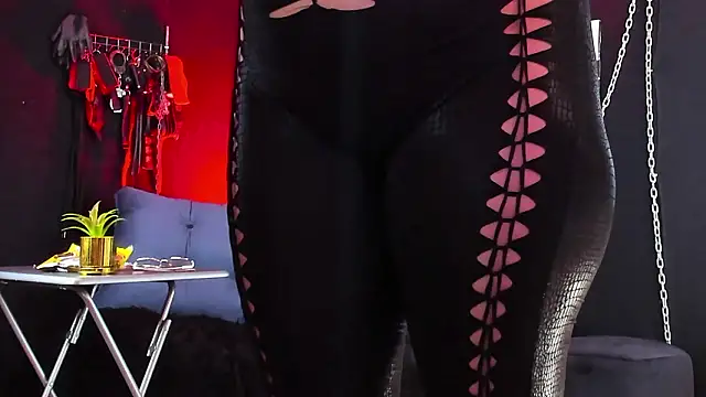 KatrinaStone online show from 18, 3, 2026