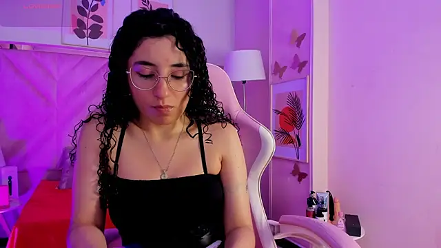 DemiJones  online show from 18, 12, 2025