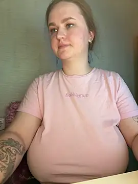 Snapshot of Monika_Boobs chatting on 17, 12, 2025 Monika Boobs online show from 17, 12, 2025