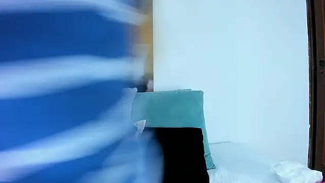 Andhrea Vale online show from 15, 11, 2025