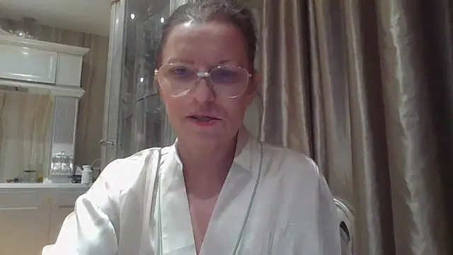 Snapshot of Eva_Glad chatting on 7, 11, 2025 Eva Glad online show from 7, 11, 2025