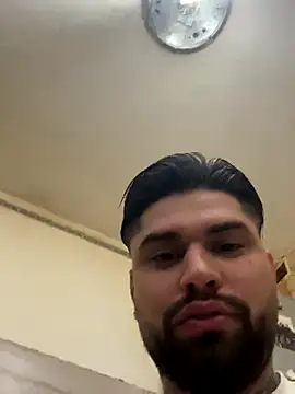 Snapshot of alexandermoris chatting on 6, 11, 2025 alexandermoris online show from 6, 11, 2025