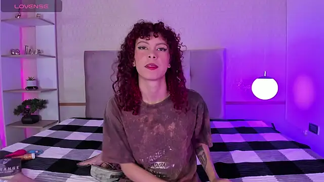 AliceMadnes online show from 21, 12, 2025