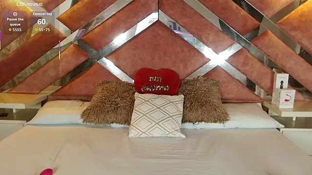 Lily Queen30 online show from 19, 11, 2025