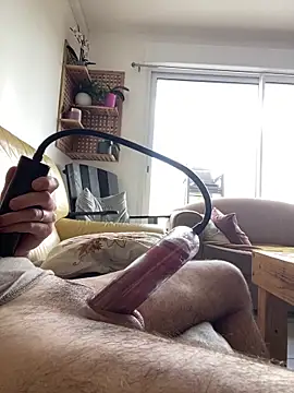 Guigui17000xh online show from 14, 3, 2026