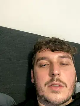 Snapshot of BigLee999 chatting on 9, 11, 2025 BigLee999 online show from 9, 11, 2025