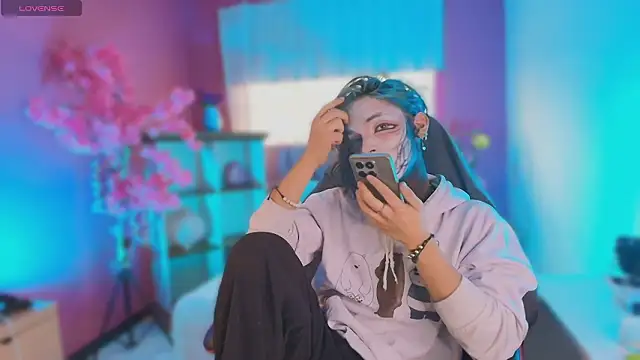 luxiel  online show from 27, 3, 2026