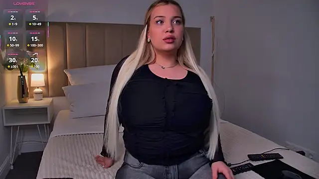 KilianaNoir online show from 12, 1, 2026