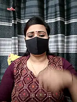 Snapshot of sadiya56803 chatting on 14, 11, 2025 sadiya56803 online show from 14, 11, 2025