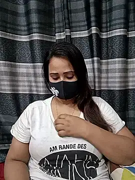 Snapshot of sadiya56803 chatting on 15, 1, 2026 sadiya56803 online show from 15, 1, 2026