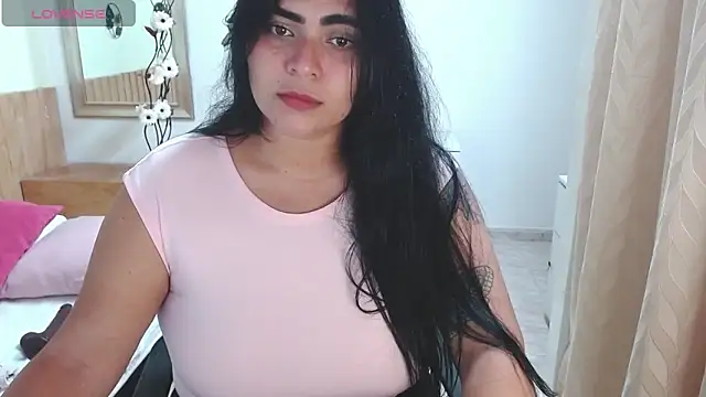 Snapshot of MariaVex chatting on 5, 12, 2025 MariaVex online show from 5, 12, 2025