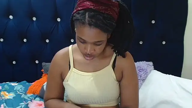 Snapshot of JuiceLips88 chatting on 30, 11, 2025 JuiceLips88 online show from 30, 11, 2025