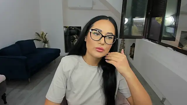 AnyaEvy online show from 12, 11, 2025