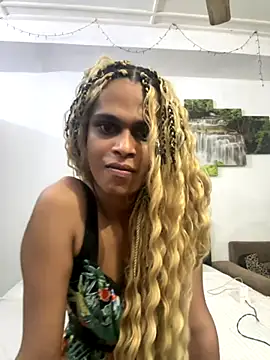 Snapshot of Tara-barbie chatting on 7, 11, 2025 Tara-barbie online show from 7, 11, 2025