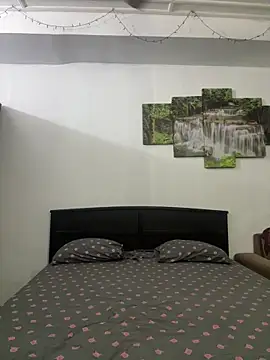 Snapshot of Tara-barbie chatting on 10, 11, 2025 Tara-barbie online show from 10, 11, 2025