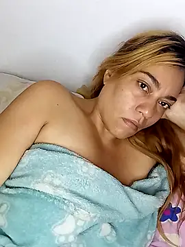 xXAndreyAndMariaXx online show from 21, 12, 2025