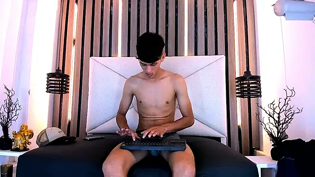 Pit Ross online show from 5, 6, 2026
