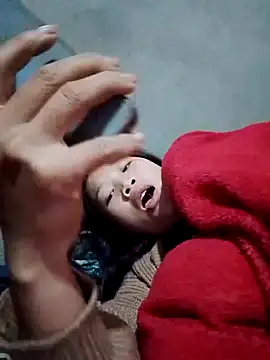 Yumiik2kk online show from 23, 11, 2025