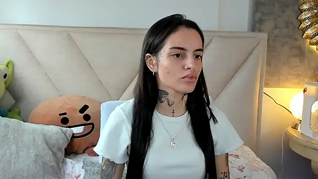 Snapshot of Angeline_smith1 chatting on 8, 1, 2026 Angeline smith1 online show from 8, 1, 2026