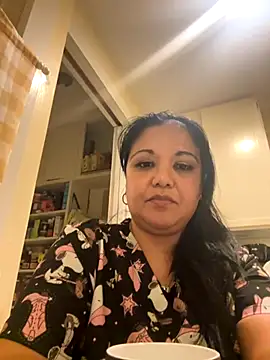 Snapshot of tattedlatina chatting on 10, 11, 2025 tattedlatina online show from 10, 11, 2025