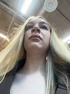 SashaCatt online show from 17, 4, 2026