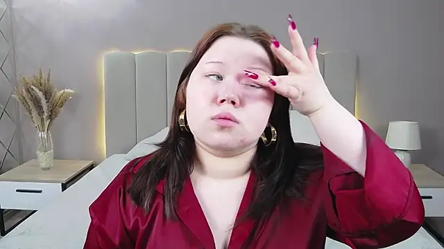 EvaNova  online show from 4, 3, 2026