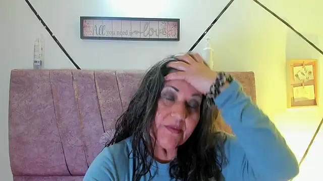 Victoriaa Anderson online show from 19, 1, 2026